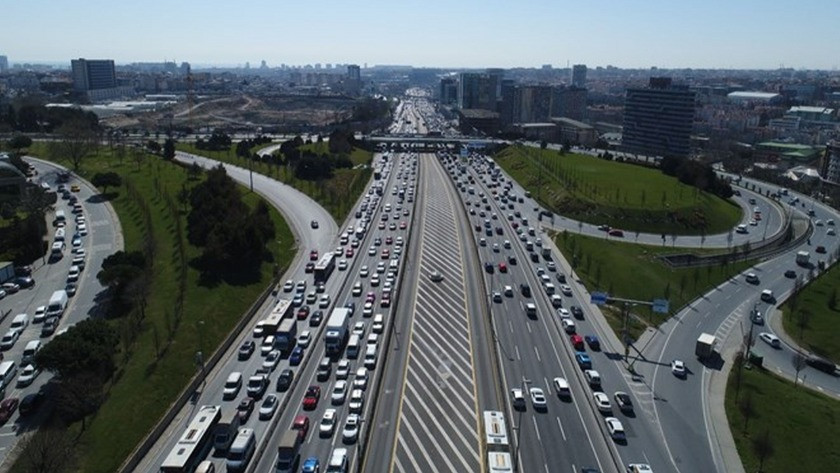 İstanbul'da trafik yoğunluğu yüzde 70'e ulaştı