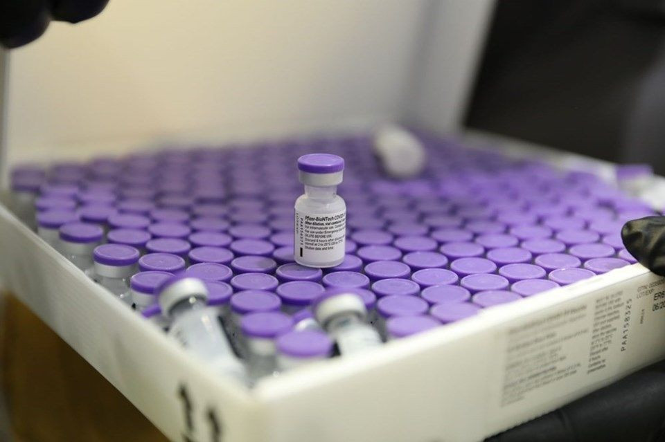 Hangi aşıyı yaptırmalı: CoronaVac mı, Pfizer/BioNTech mi? Uzmanlar açıkladı - Sayfa 4