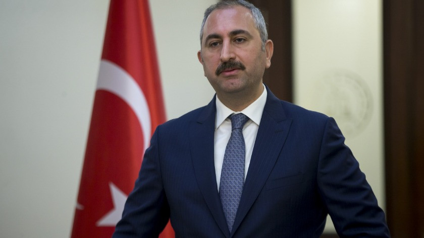 Adalet Bakanı Gül'ün annesi hayatını kaybetti