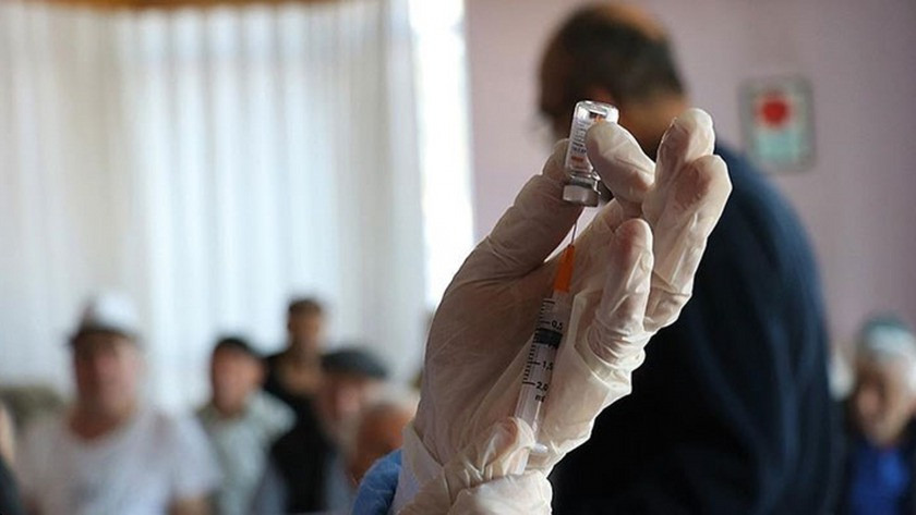 Sağlık Bakanlığı aşı sonrasında oluşabilecek yan etkileri paylaştı