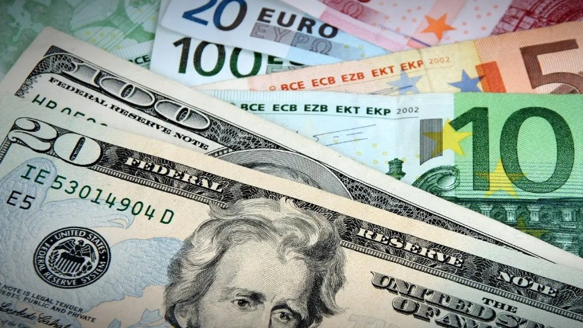 Tarihin en yüksek seviyelerinde! Dolar ve Euro'da hareketlilik! Euro 10 lirayı aştı