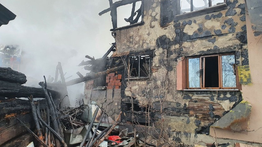 Kastamonu’d 4 evin kül olduğu yangının boyutları ortaya çıktı! video