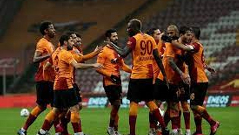 Galatasaray zirveden kopmadı!