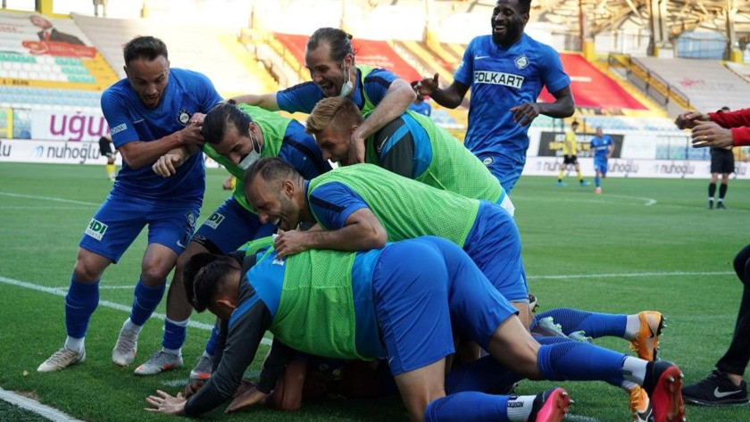 Altay, TFF 1. Lig Play-Off'ta finali garantileyen ilk takım oldu