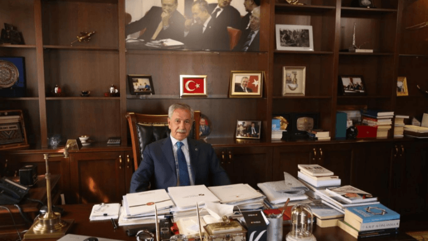 Bülent Arınç, istifadan sonra konuştu! Sedat Peker olayını yorumladı!