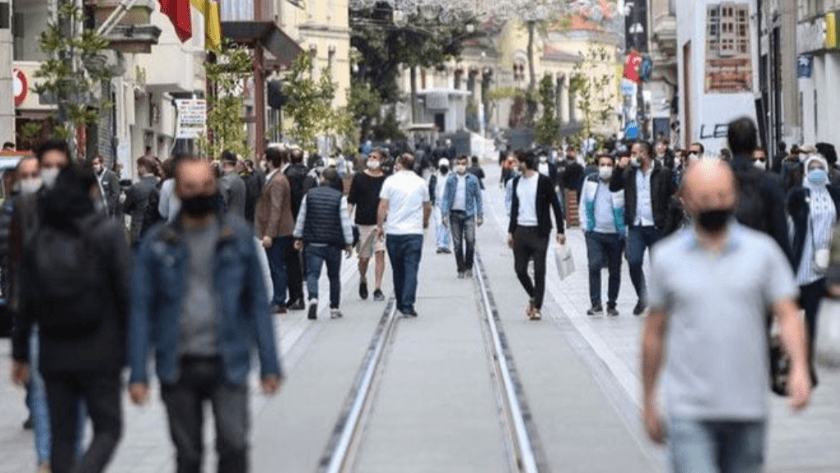 Kabine Toplantısı'nda pazar günü sokağa çıkma yasağı kaldırılacak mı?