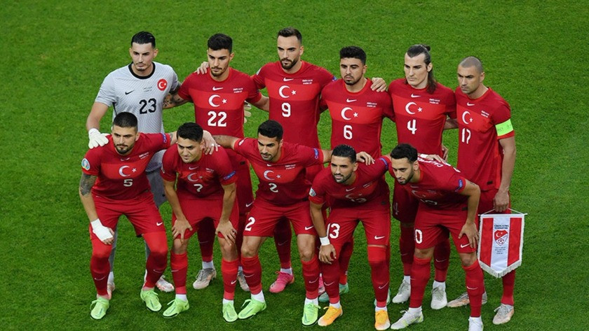 İsviçre-Türkiye maçını yönetecek hakem belli oldu