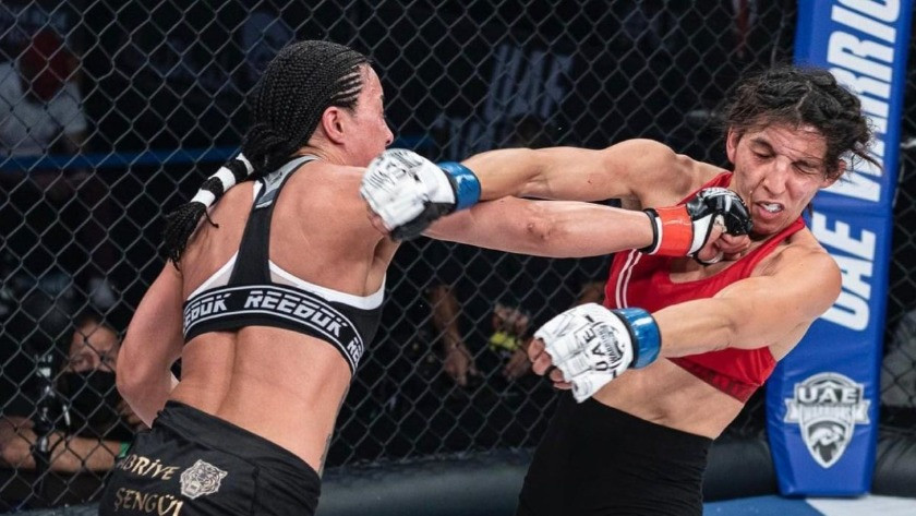Sabriye Şengül MMA'de kazanan ilk Türk kadın oldu