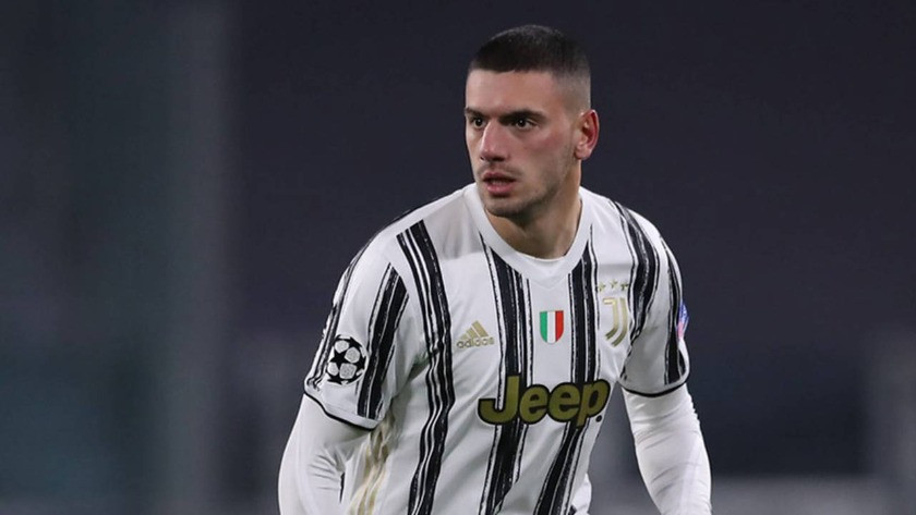 Juventus yüksek bonservis bedeli nedeniyle Merih'e alıcı bulamıyor