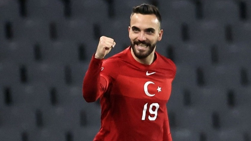 Kenan Karaman Beşiktaş'a 3 yıllık imzayı attı!