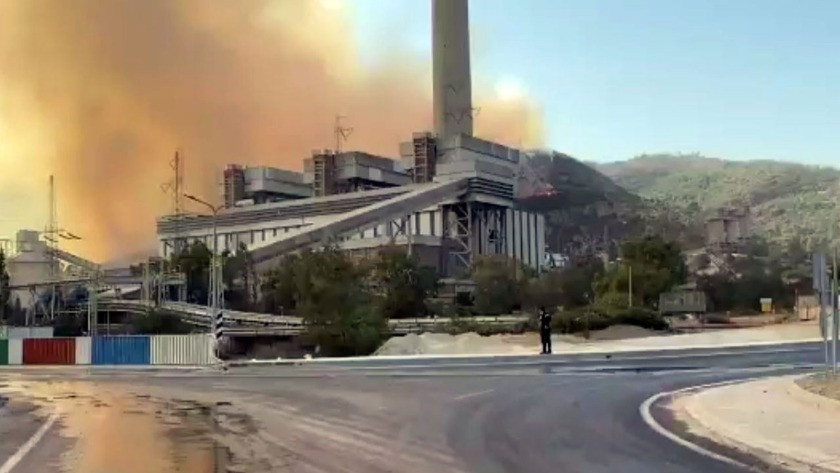 Milas'taki yangın tekrar başladı, termik santral risk altında