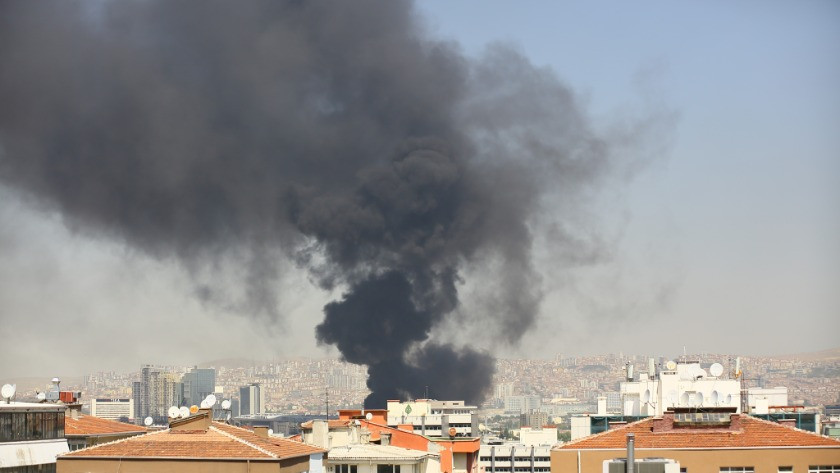 Ankara'da bir hastane inşaatında korkutan yangın