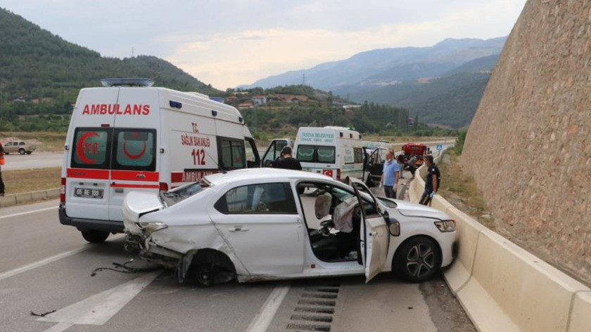 Amasya'da feci kaza! Anne ve 2 çocuğu hayatını kaybetti