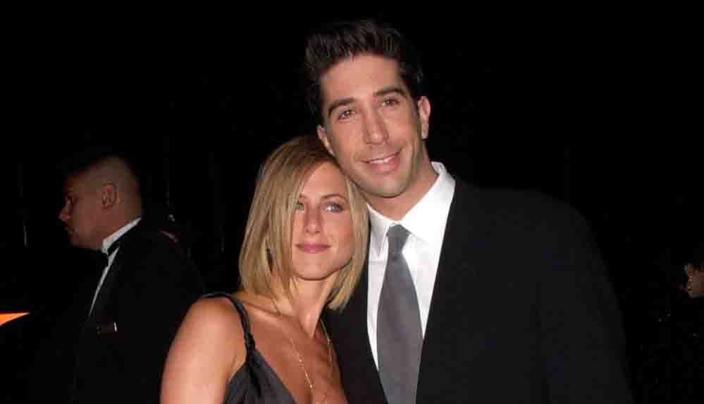 Flaş iddia! Friends yıldızları Jennifer Aniston ve David Schwimmer sevgili oldu - Sayfa 2