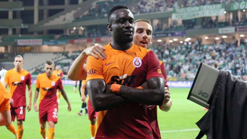 Galatasaray Giresunspor engelini geçti