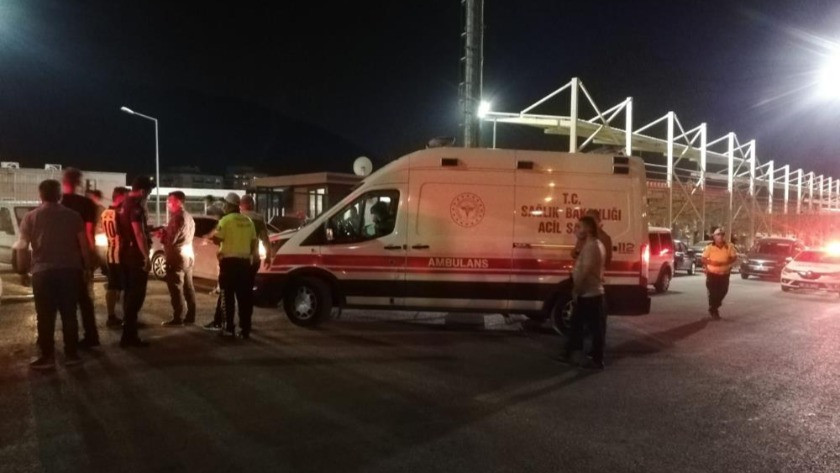 İzmir’de maç yapan polislere silahlı saldırı: 1 polis yaralı