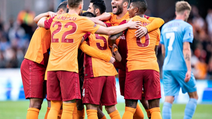 Galatasaray UEFA kadrosunu açıkladı: Yeni transfer listede yer almadı!