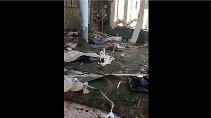 Afganistan'da cuma namazında camiye bombalı saldırı: Ölü ve yaralılar