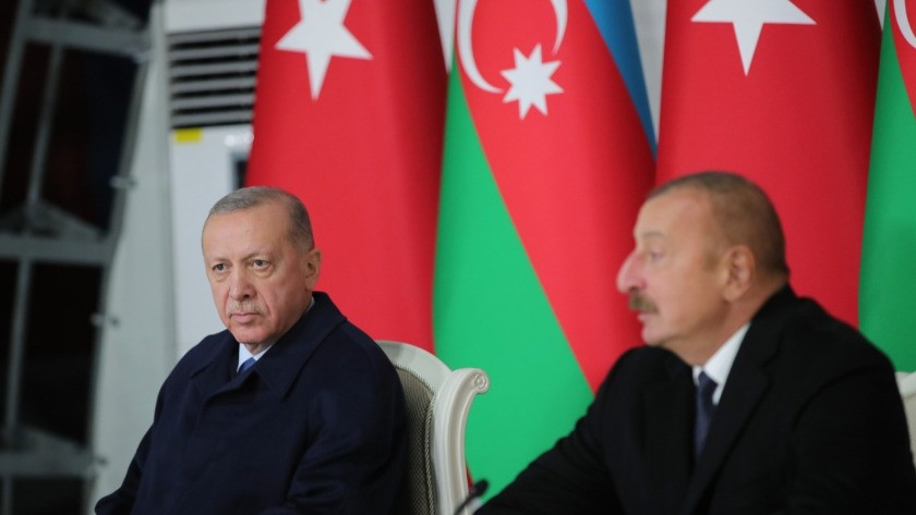 Azerbaycan’a giden Erdoğan’dan Ermenistan açıklaması