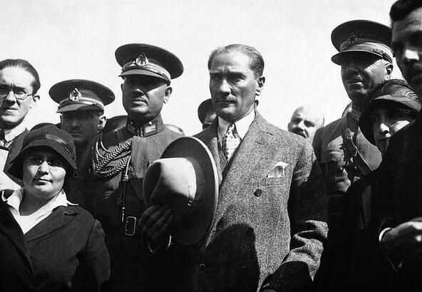 29 Ekim Cumhuriyet Bayramına özel Atatürk'ün en güzel sözleri ve fotoğrafları... - Sayfa 1