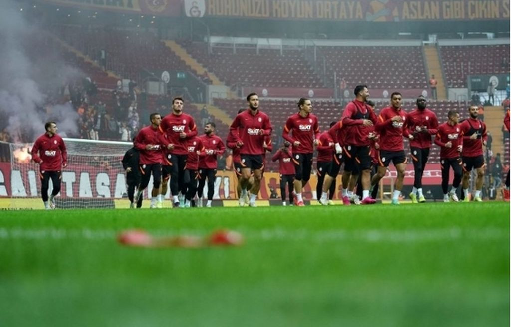 Fatih Terim golcüsünü seçti! İşte ilk 11'de başlayacak isim - Sayfa 3