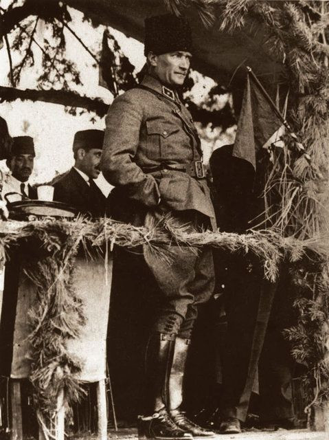 10 Kasım ile ilgili en güzel en duygulu 2, 4 kıtalık Atatürk şiirleri - Sayfa 4