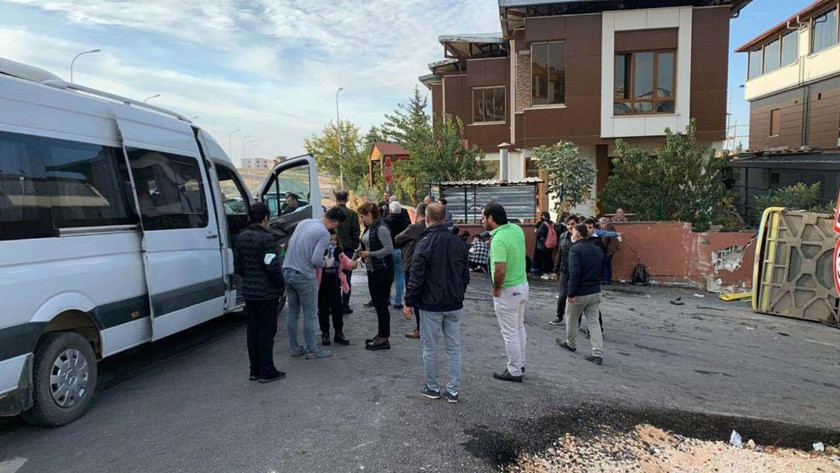 Gaziantep'te öğrenci servisi ile halk otobüsü çarpıştı