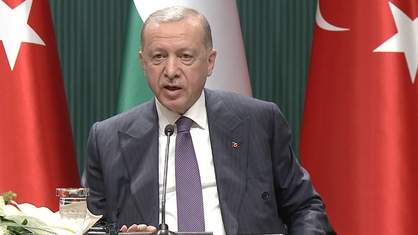 Erdoğan'dan Yunanistan'a tepki: "Mültecileri ölüme mahkum eden ülke"