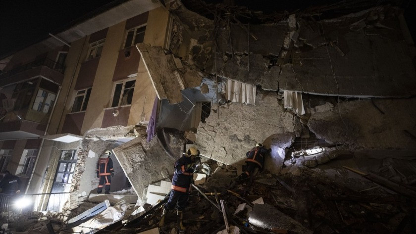 Ankara'da bir apartmanda patlama