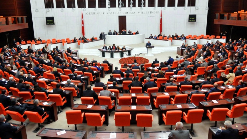 HDP'li 13 milletvekilinin fezlekeleri Meclis'te