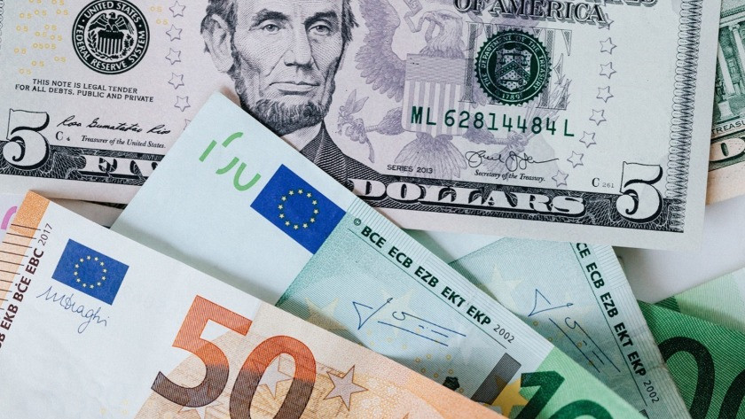 30 Kasım (Bugün) Dolar ve Euro kaç TL?