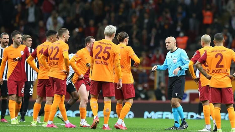 Galatasaray-Altay maçına damga vuran diyalog! Cüneyt Çakır'ın konuşmaları ortaya çıktı - Sayfa 3