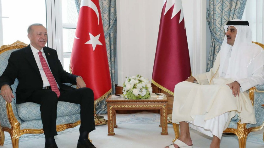 Cumhurbaşkanı Katar'da Al Sani ile görüştü