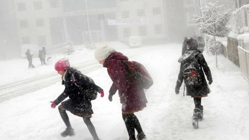 İşte Türkiye genelinde kar nedeniyle okulların tatil edildiği o iller ve ilçeler...