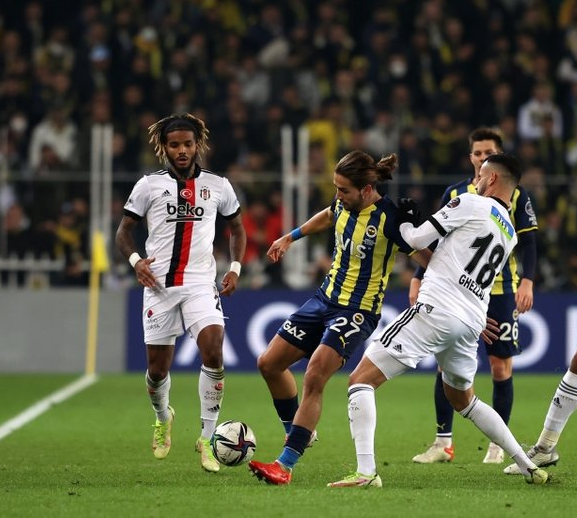 Spor yazarları  Fenerbahçe-Beşiktaş derbisini değerlendirdi! İşte o yorumlar... - Sayfa 3