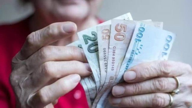 Memur ve emekli zammı ne kadar olacak? 2022 Bağ-Kur ve SSK emekli maaş zammı açıklanıyor! - Sayfa 1