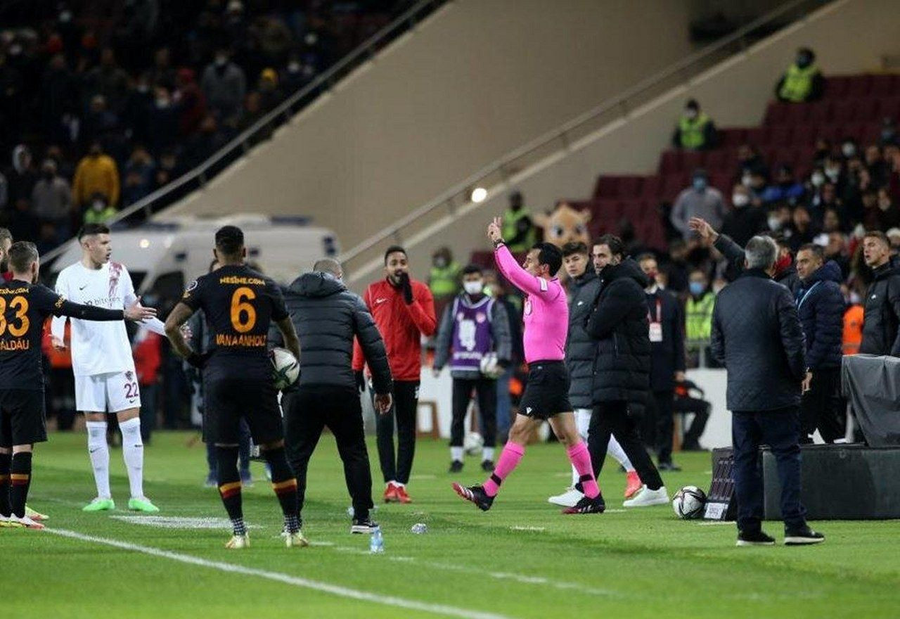 Galatasaray-Hatayspor maçında casus iddiası! Ortalık karışacak - Sayfa 1