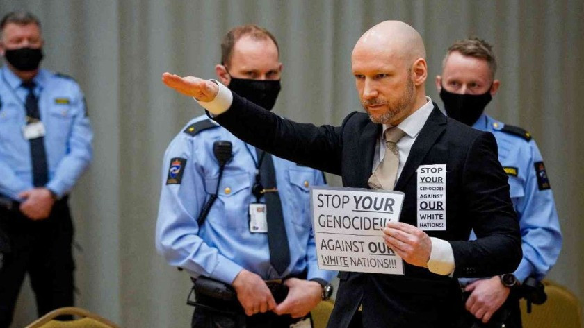77 kişinin katili Breivik tahliyesini istedi, psikiyatr karşı çıktı