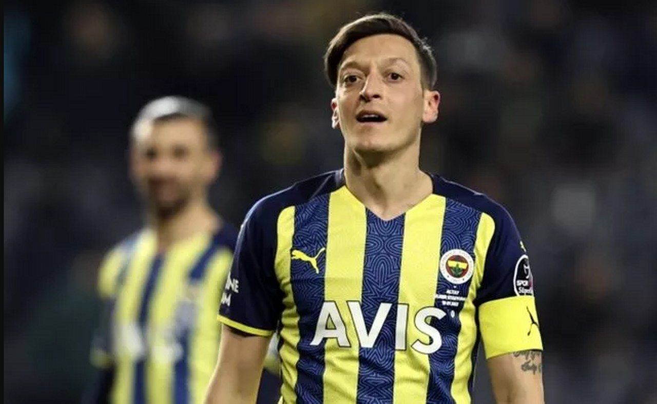 Fenerbahçe'de Mesut Özil depremi! - Sayfa 4