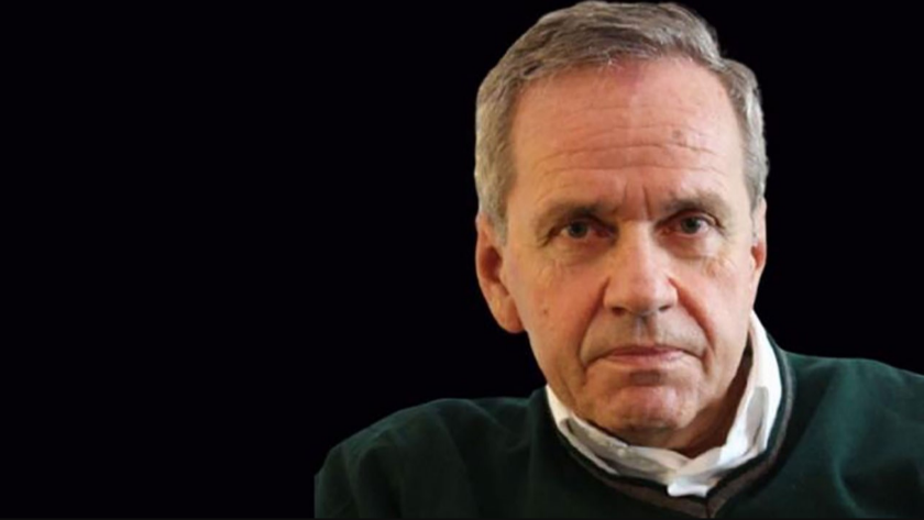 Ünlü ekonomist Nazif Ekzen hayatını kaybetti