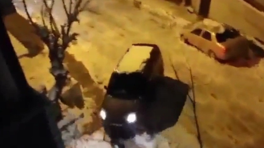 İstanbul'da kar kazaları kamerada