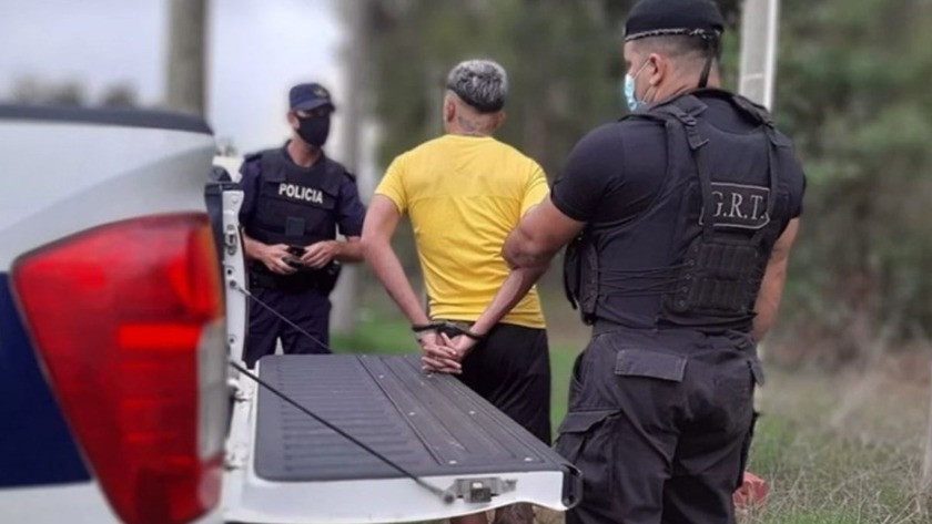 Uruguaylı futbolcu maça giderken tutuklandı