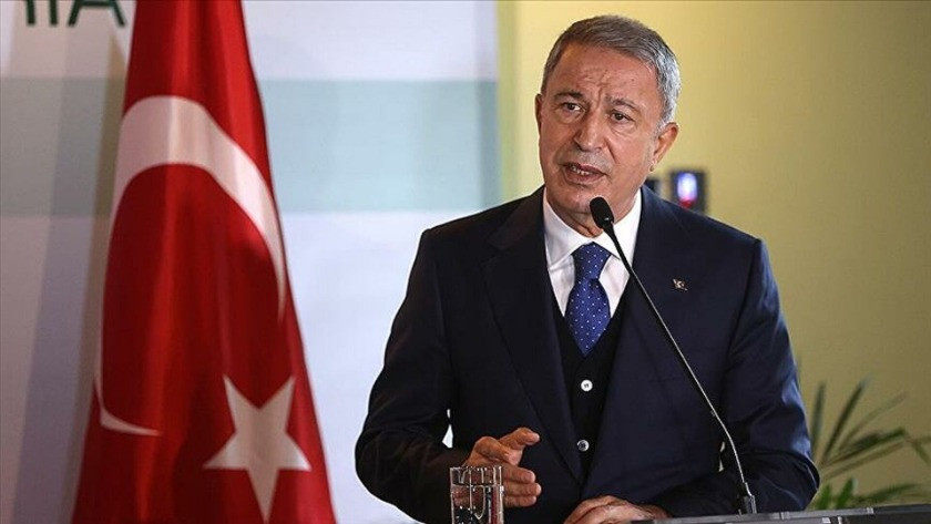 Milli Savunma Bakanı Hulusi Akar koronavirüse yakalandı!