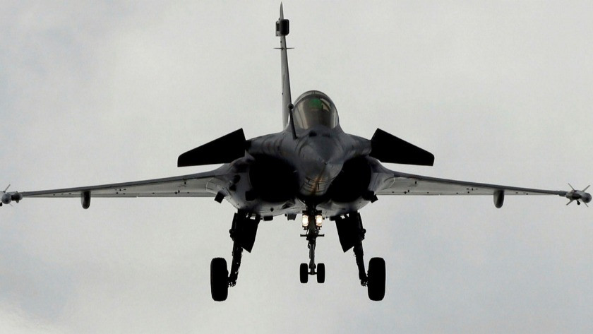 Yunanistan panikte: Rafale ve F-16'lar Türk İHA'larına çare değil