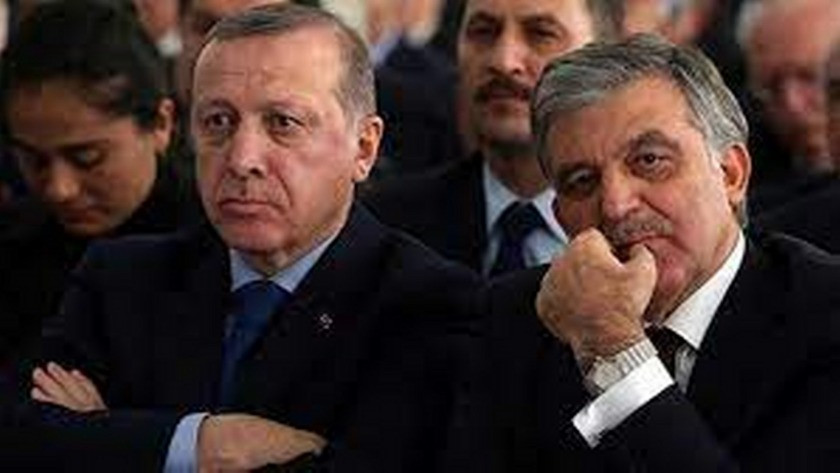 Abdullah Gül cumhurbaşkanı ile telefon görüşmesi gerçekleştirdi!