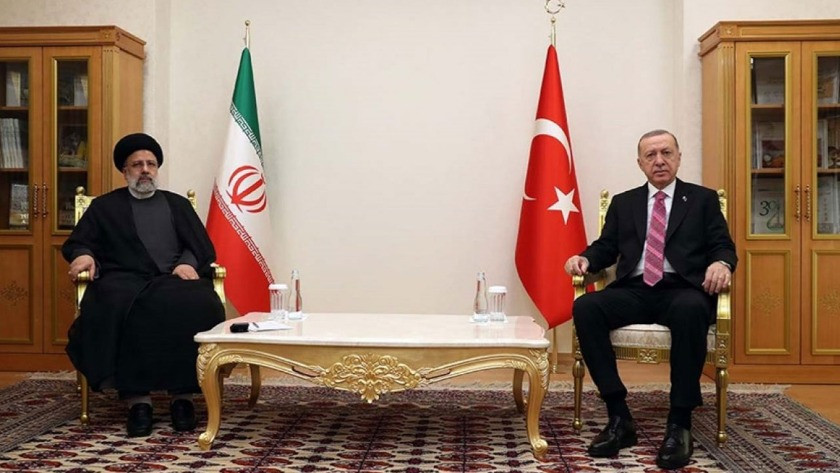 İran Cumhurbaşkanı'ndan Cumhurbaşkanı Erdoğan'a geçmiş olsun telefonu