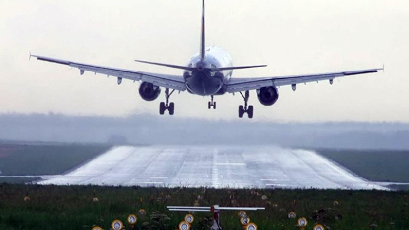 Avrupa'nın birçok ülkesi Rus uçaklarına hava sahasını kapattı