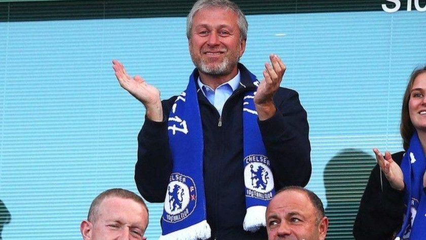 Rus milyarder Roman Abramovich, Chelsea'yi satacağını duyurdu