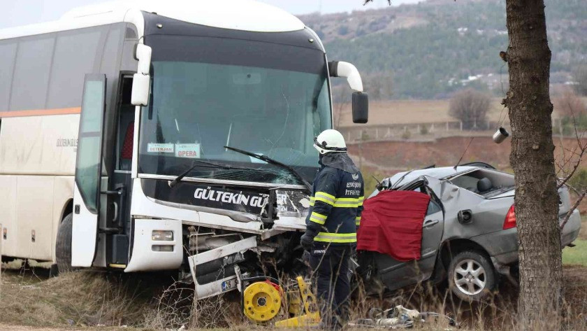 Eskişehir’de feci trafik kazası: 3 ölü, 3 yaralı