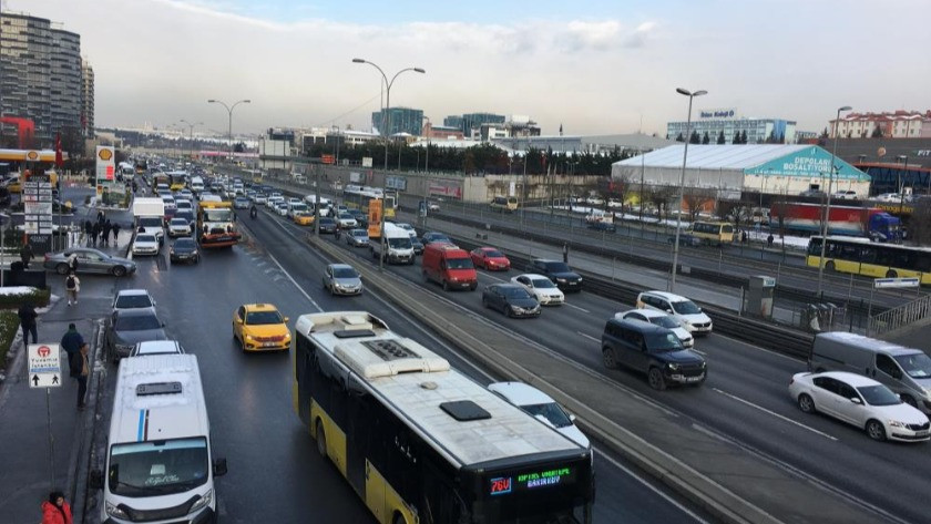 İstanbul'da hangi yollar kapalı, trafik durumu nasıl?Yol kameraları